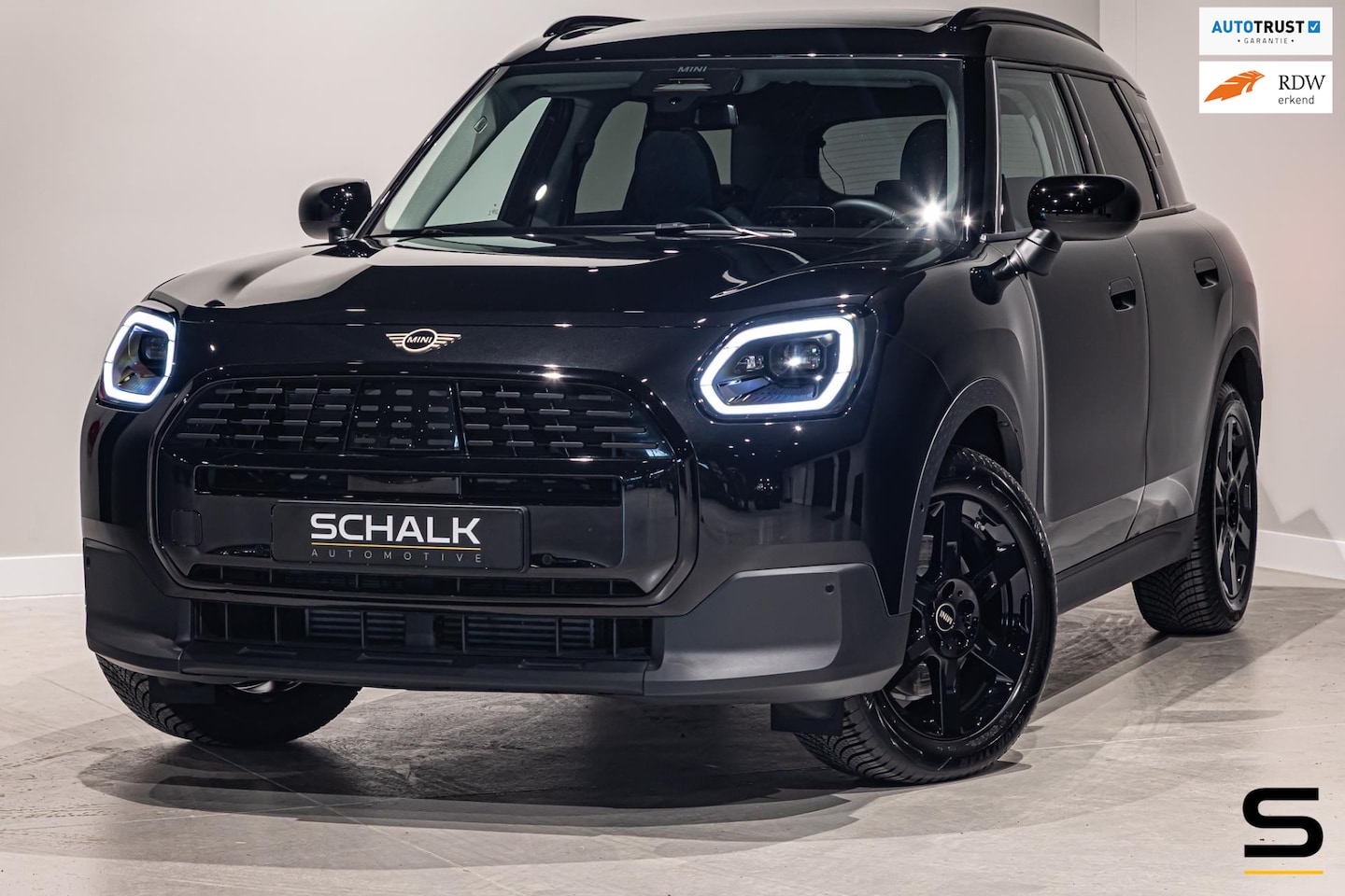 MINI Countryman - Mini 1.5 C Favoured M Plus|Pano|HUD|Cam|Leder - AutoWereld.nl