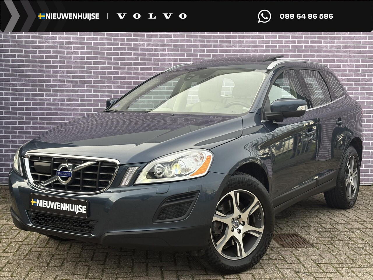 Volvo XC60 - 3.0 T6 AWD Summum | Trekhaak | Adaptieve Cruise controle | BLIS | Panorama Schuifdak | Cam - AutoWereld.nl