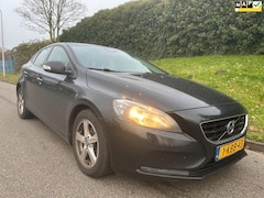 Volvo V40 - 1.6 D2 Kinetic - Navi - Camera - Clima