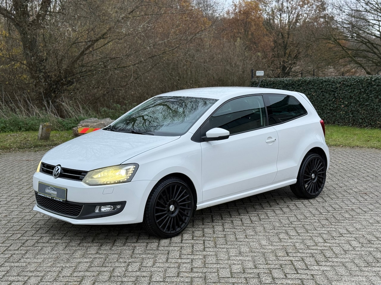 Volkswagen Polo - 1.4-16V Highline DSG I CRUISE I 18INCH I PDC I STOELVERW I MOOI - AutoWereld.nl