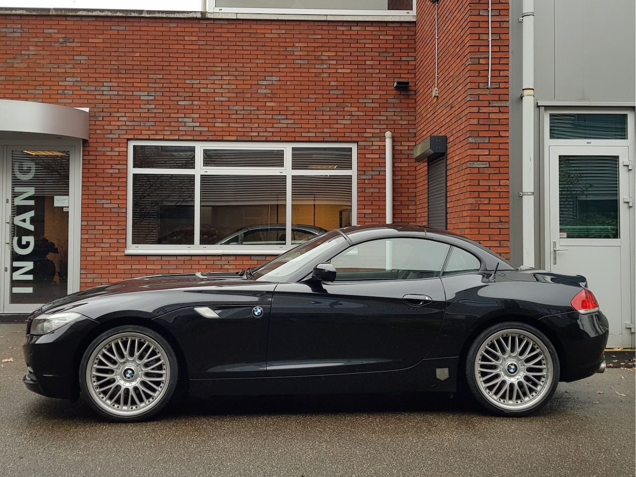 BMW Z4 Roadster - 23i 6-Cil Leder Navi 19" Vlg Xenon Zgoh - AutoWereld.nl