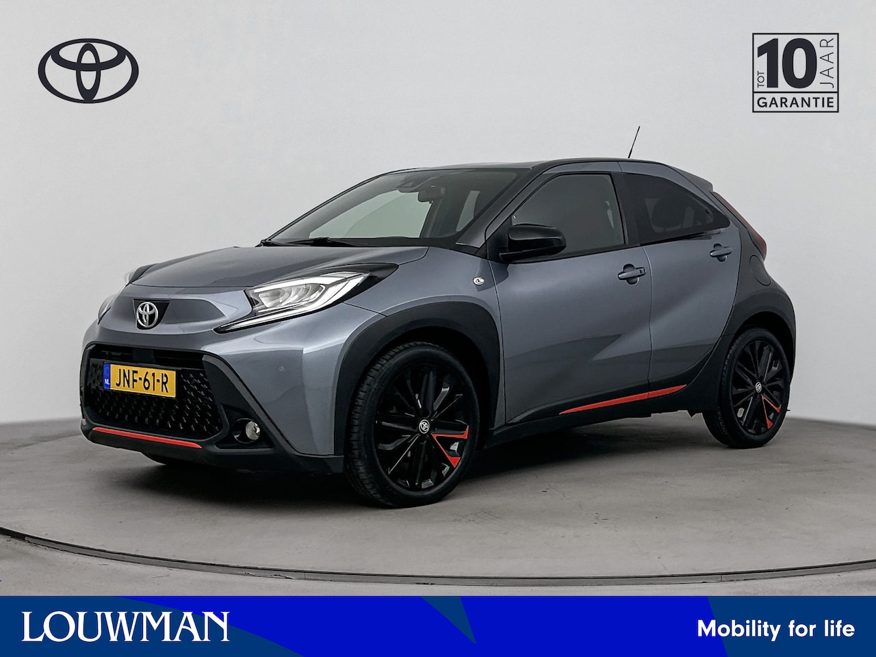 Toyota Aygo X - 1.0 VVT-i MT Premium Undercover | Parkeersensoren V+A | - AutoWereld.nl