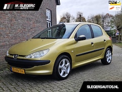 Peugeot 206 - 1.1 XR*Goed onderhoudenNieuwe APK