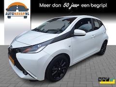 Toyota Aygo - 1.0 VVT-i X-Play 5Drs /Camera/Navi/Led/Airco/Garantie