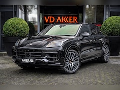Porsche Cayenne Coupé - E-Hybrid SportDesign Zwart | Luchtvering | 22 Inch | 360° Camera | Adapt. Sportstoelen