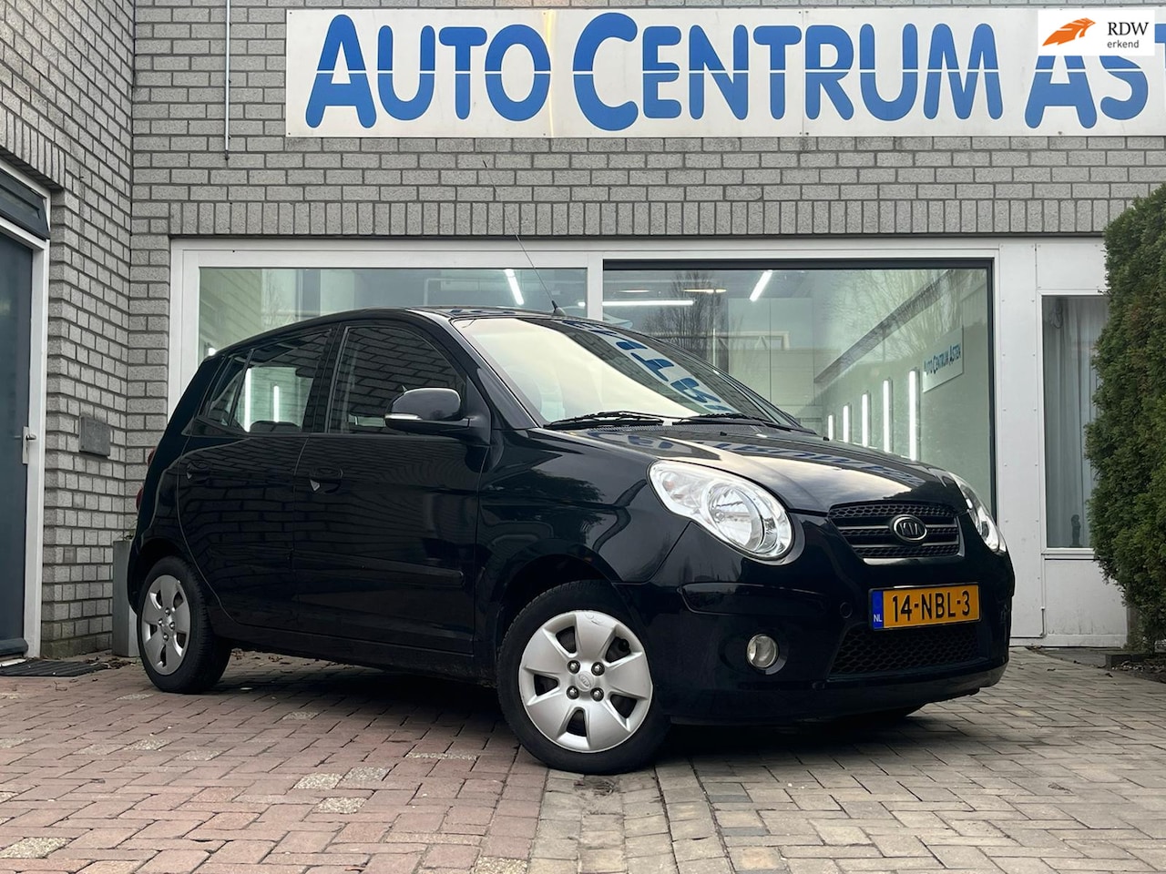 Kia Picanto - 1.0 Seven Lage kilometerstand - AutoWereld.nl