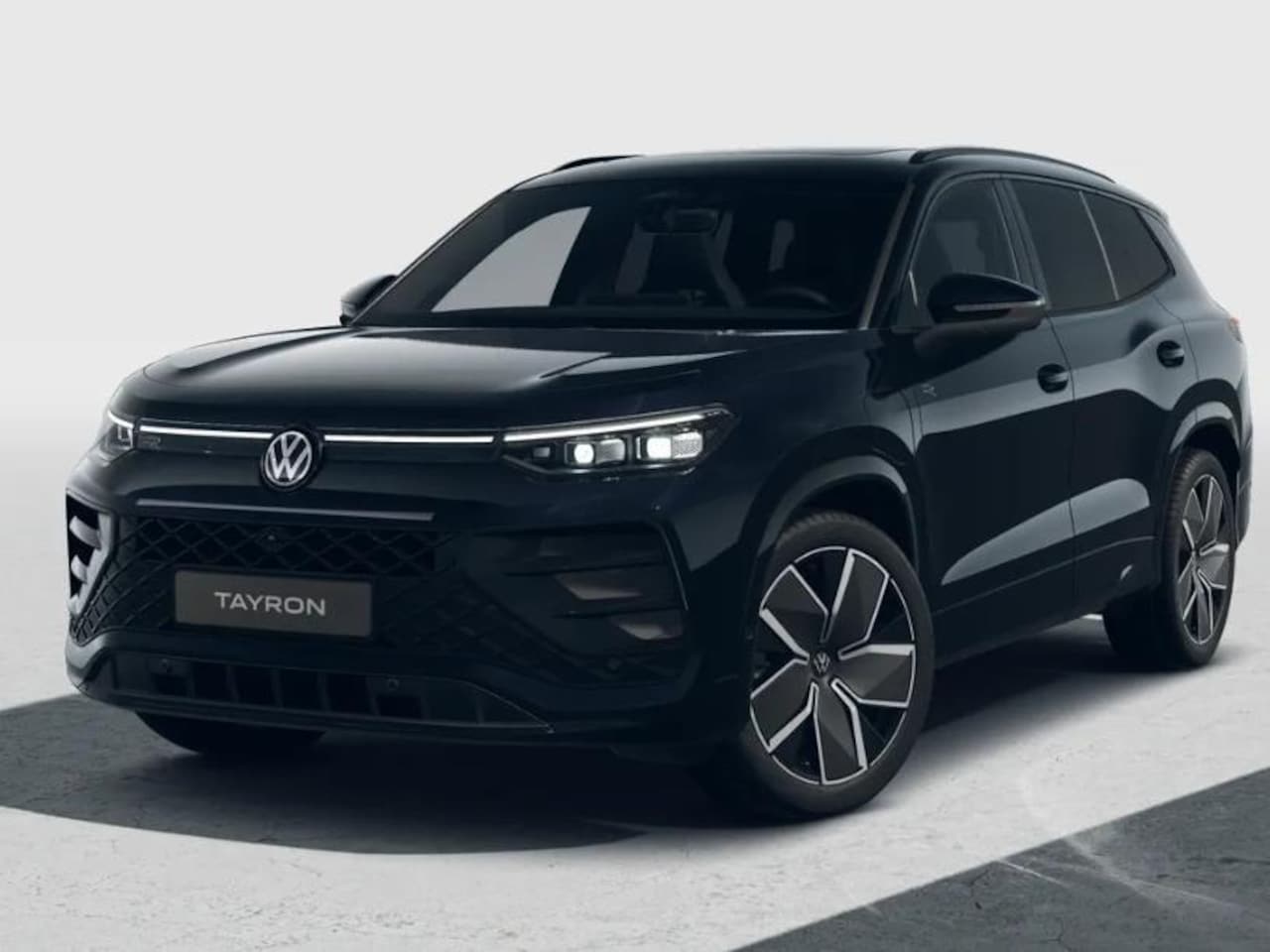 Volkswagen Tayron - 1.5 eHybrid 272 Pk Automaat R-Line Edition | Black Style | Panoramadak | Trekhaak | 20 Inc - AutoWereld.nl