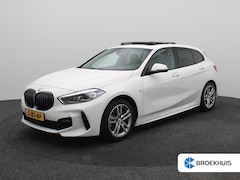 BMW 1-serie - M-Sport 118i Introduction Edition | Achteruitrijcamera | Airco (automatisch) | Armsteun vo