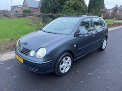 Volkswagen Polo - 1.4-16V AIRCO / 5 DEURS / LM VELGEN / APK 1-2027