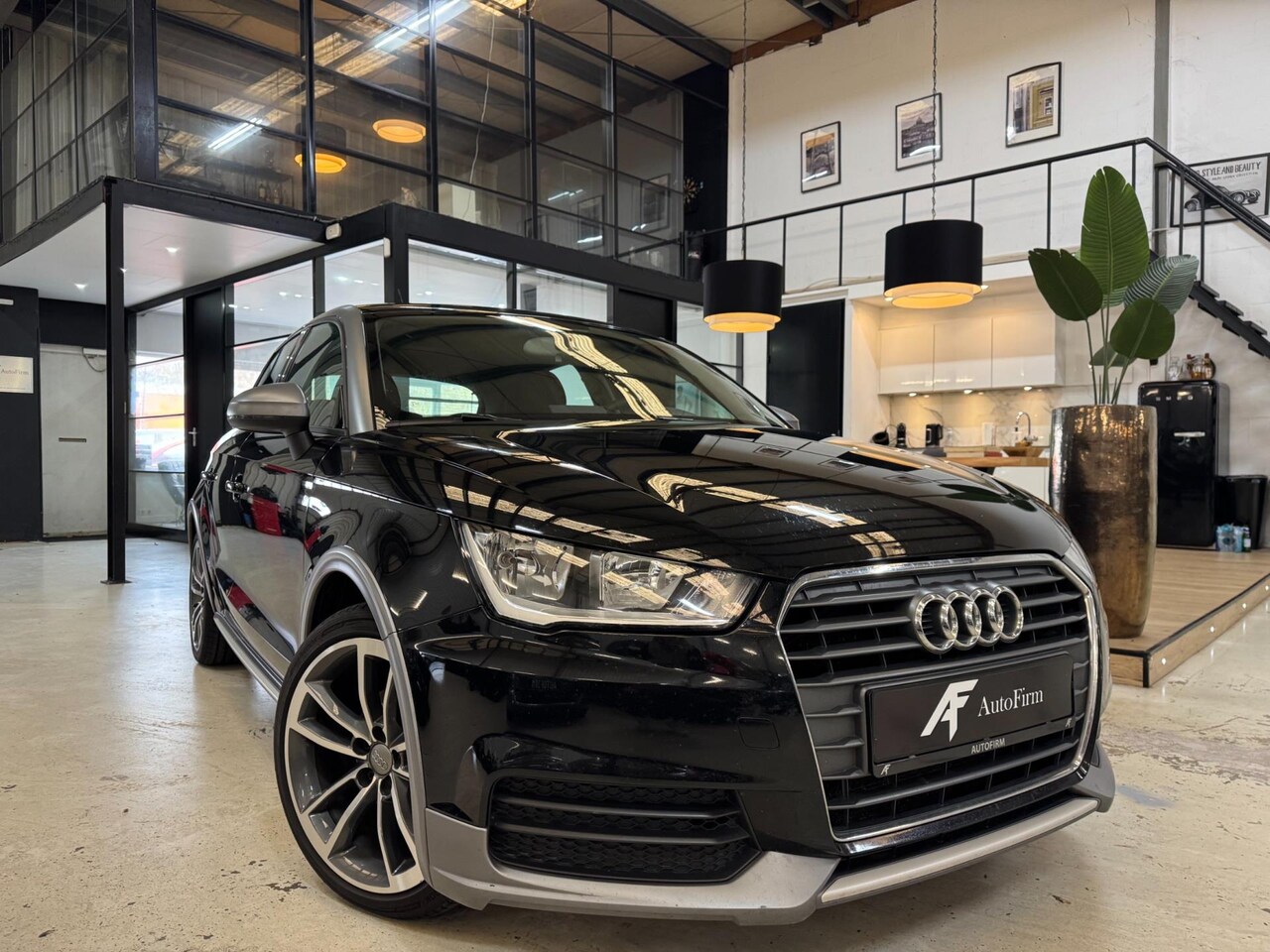 Audi A1 Sportback - 1.0 TFSI Facelift Nette auto Lage km Dealer onderhouden Cruise Control - AutoWereld.nl