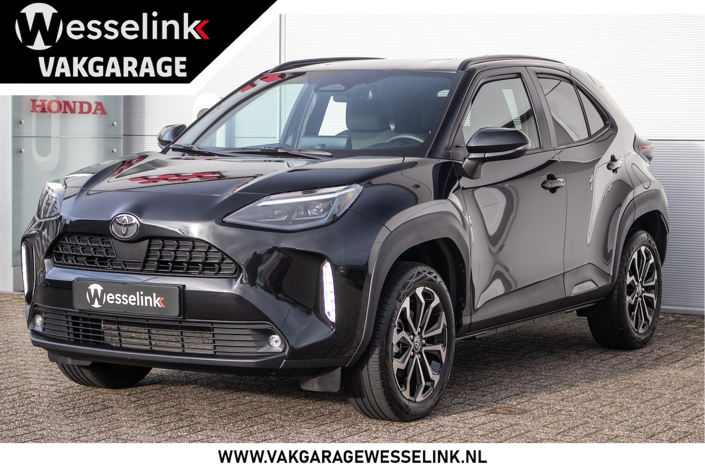Toyota Yaris Cross - 1.5 Hybrid 115 Dynamic - verwarmd stuurwiel en stoelen | Adpt. Cruise | Carplay | Camera - AutoWereld.nl