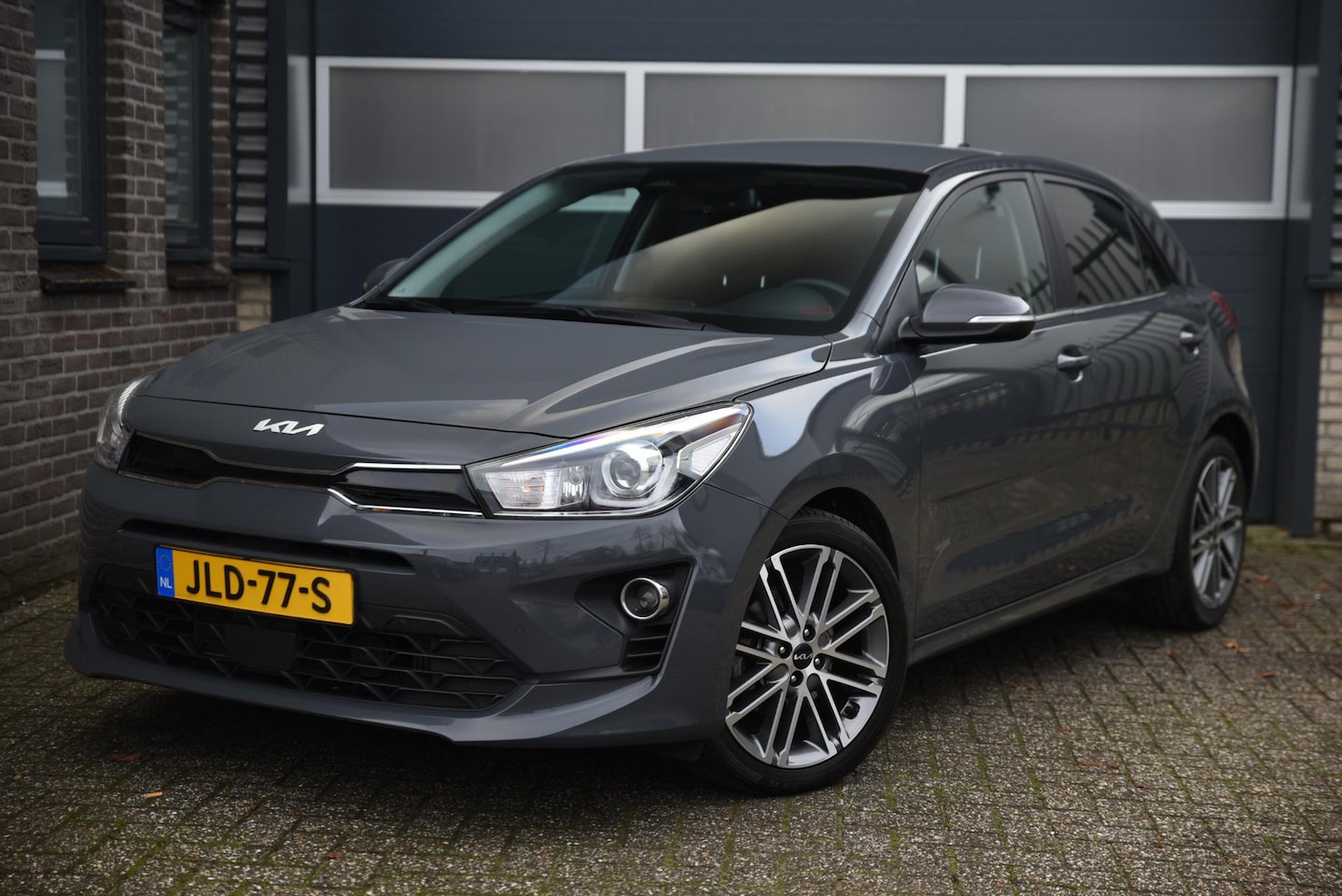 Kia Rio - 1.0 T-GDi MHEV DynamicPlusLine Camera - Navigatie - AutoWereld.nl