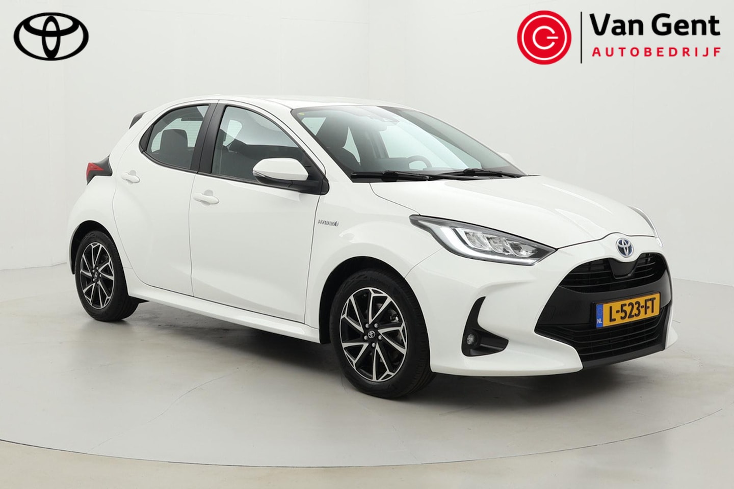 Toyota Yaris - 1.5 Hybrid Dynamic | Apple Carplay / Android Auto | Keyless | Adaptive Cruise | Clima | Ca - AutoWereld.nl