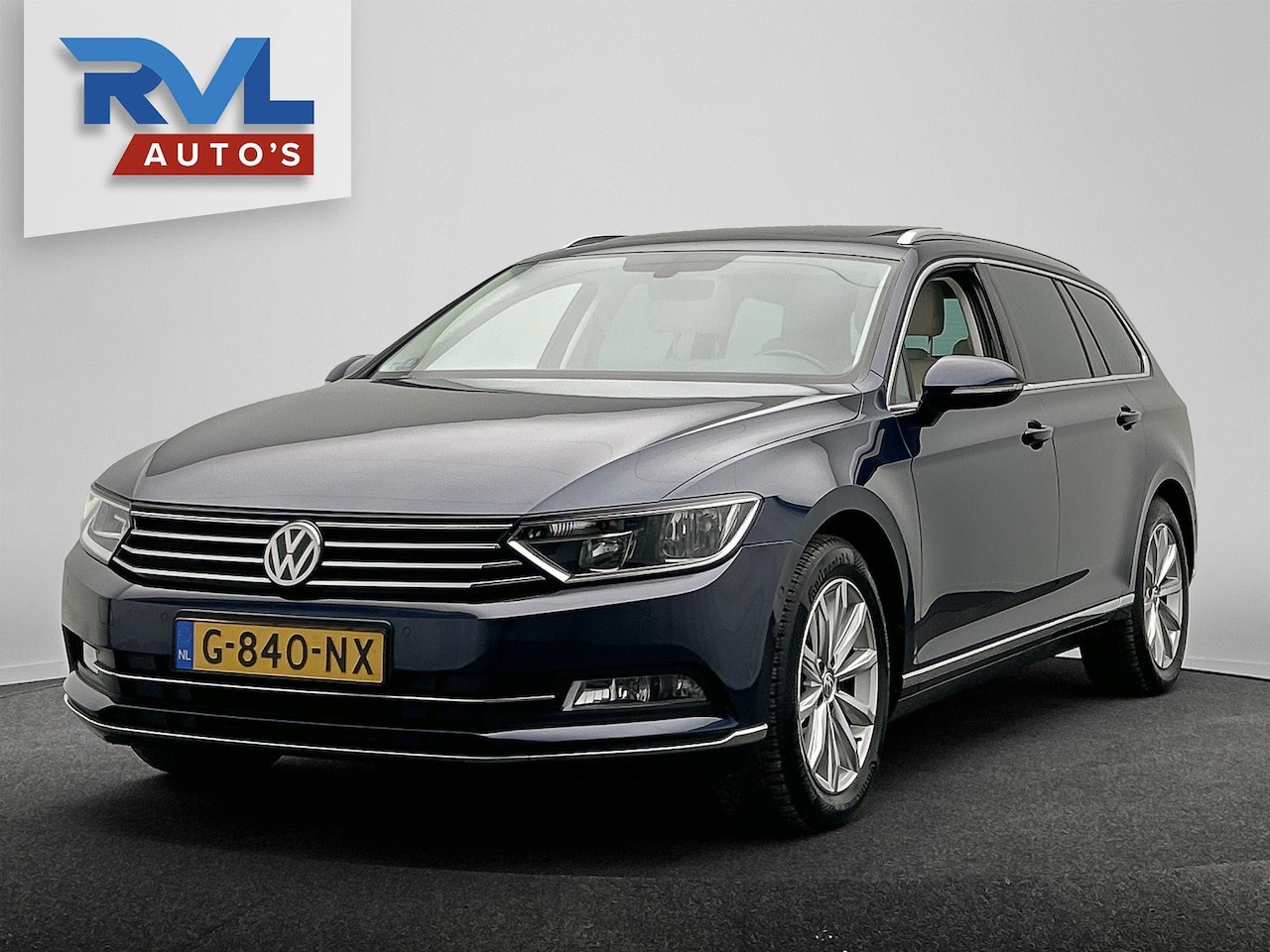 Volkswagen Passat Variant - 1.4 TSI ACT Business Edition Pano/dak Trekhaak Leder - AutoWereld.nl