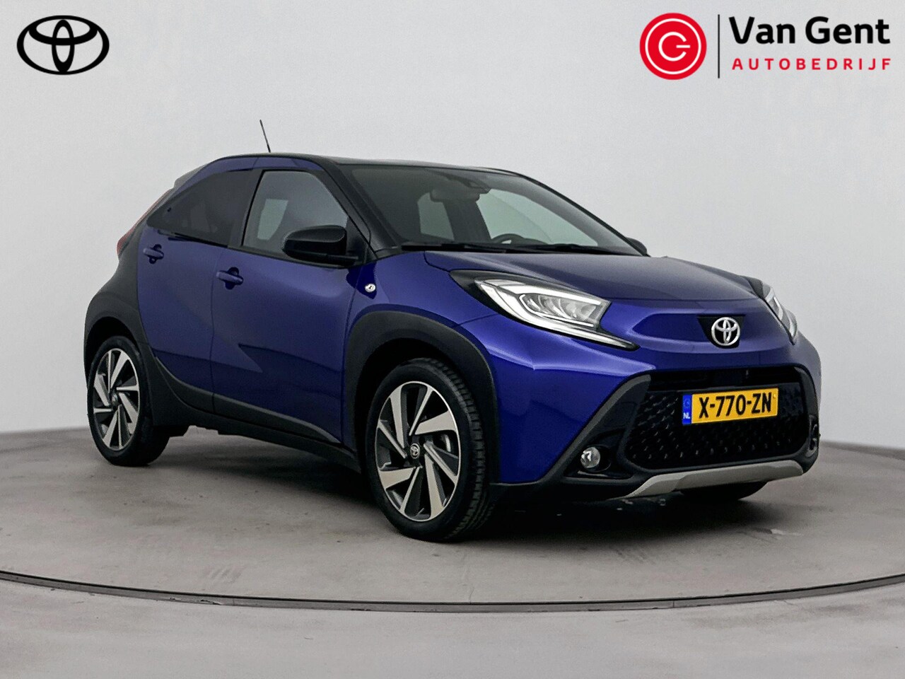 Toyota Aygo X - 1.0 VVT-i MT Envy | Navigatie | JBL | LED | Parkeersensoren voor/achter | Apple Carplay / - AutoWereld.nl