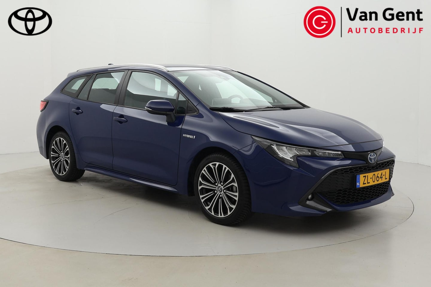 Toyota Corolla Touring Sports - 1.8 Hybrid First Edition | Navigatie | Adaptive Cruise | Clima | Camera | LED | 17 inch - AutoWereld.nl