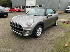 MINI Cabrio - 1.5 Cooper Schade zie foto's 38.975 KM 1e eigenaar ex btw