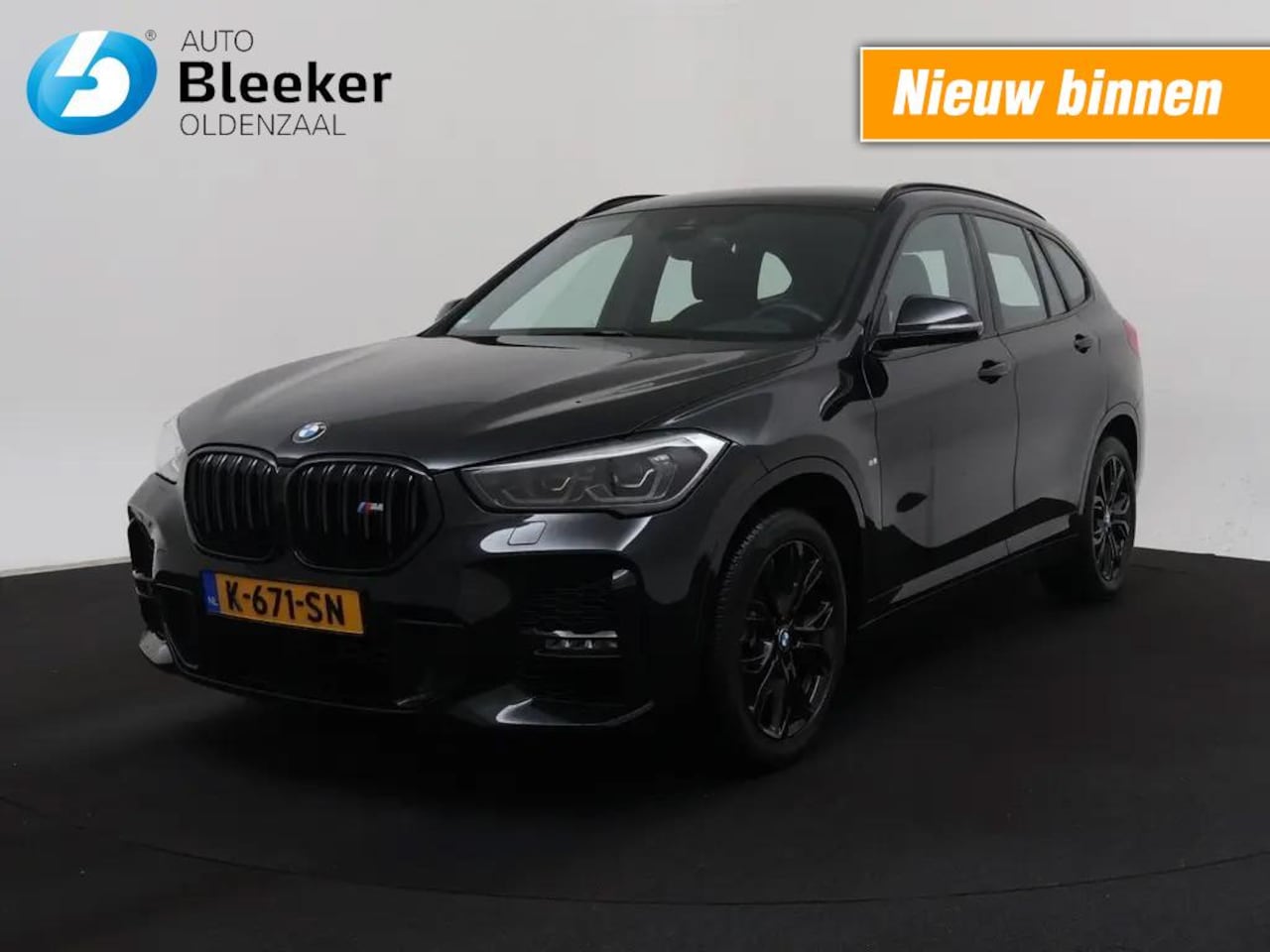 BMW X1 - sDrive18i High BMW X1 sDrive18i Aut. High Executive M-Pakket LED Stoelverw. Navi Cruise PD - AutoWereld.nl
