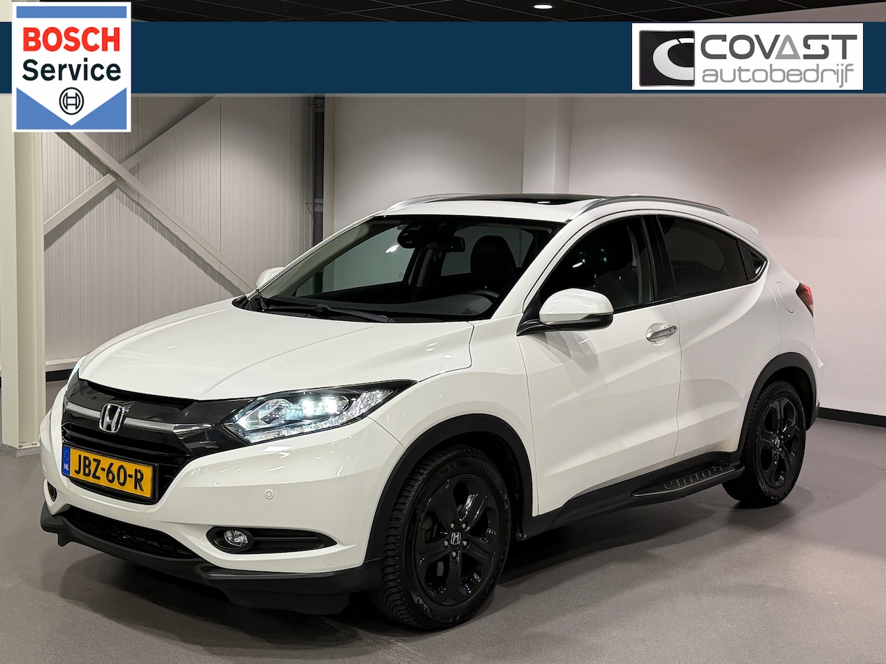 Honda HR-V - 1.5 i-VTEC Executive Automaat|Camera|Navigatie|Panodak|Keyless - AutoWereld.nl