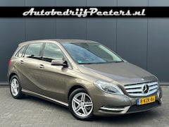 Mercedes-Benz B-klasse - B 180 Automaat Navigatie Cruise Xenon PDC NL-auto