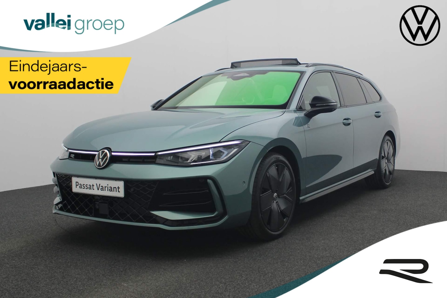 Volkswagen Passat Variant - R-Line Edition 1.5 eTSI 150PK DSG - AutoWereld.nl