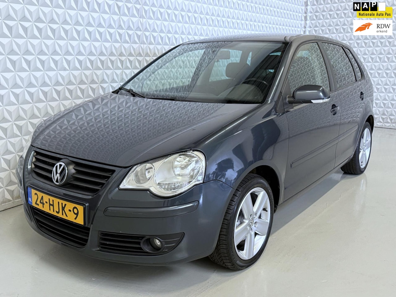 Volkswagen Polo - 1.4-16V Comfortline Airco Cruise / 178.000km (2009) - AutoWereld.nl