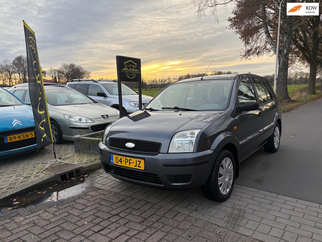 Ford Fusion - 1.4-16V Style STUURBEKRACHTIGING,,MULTIMEDIA,TREKHAAK,NIEUWE APK - AutoWereld.nl