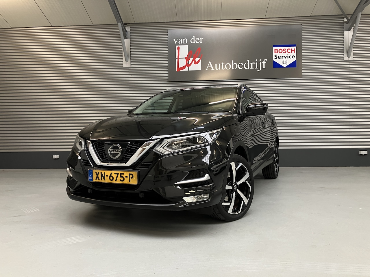 Nissan Qashqai - 1.2 TEKNA/PANORAMA/360CAM/DODE HOEK/TREKH/19 INCH/ENZ - AutoWereld.nl