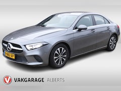 Mercedes-Benz A-klasse - 180 Business Solution / Navi / Climate / Stoelverwarming