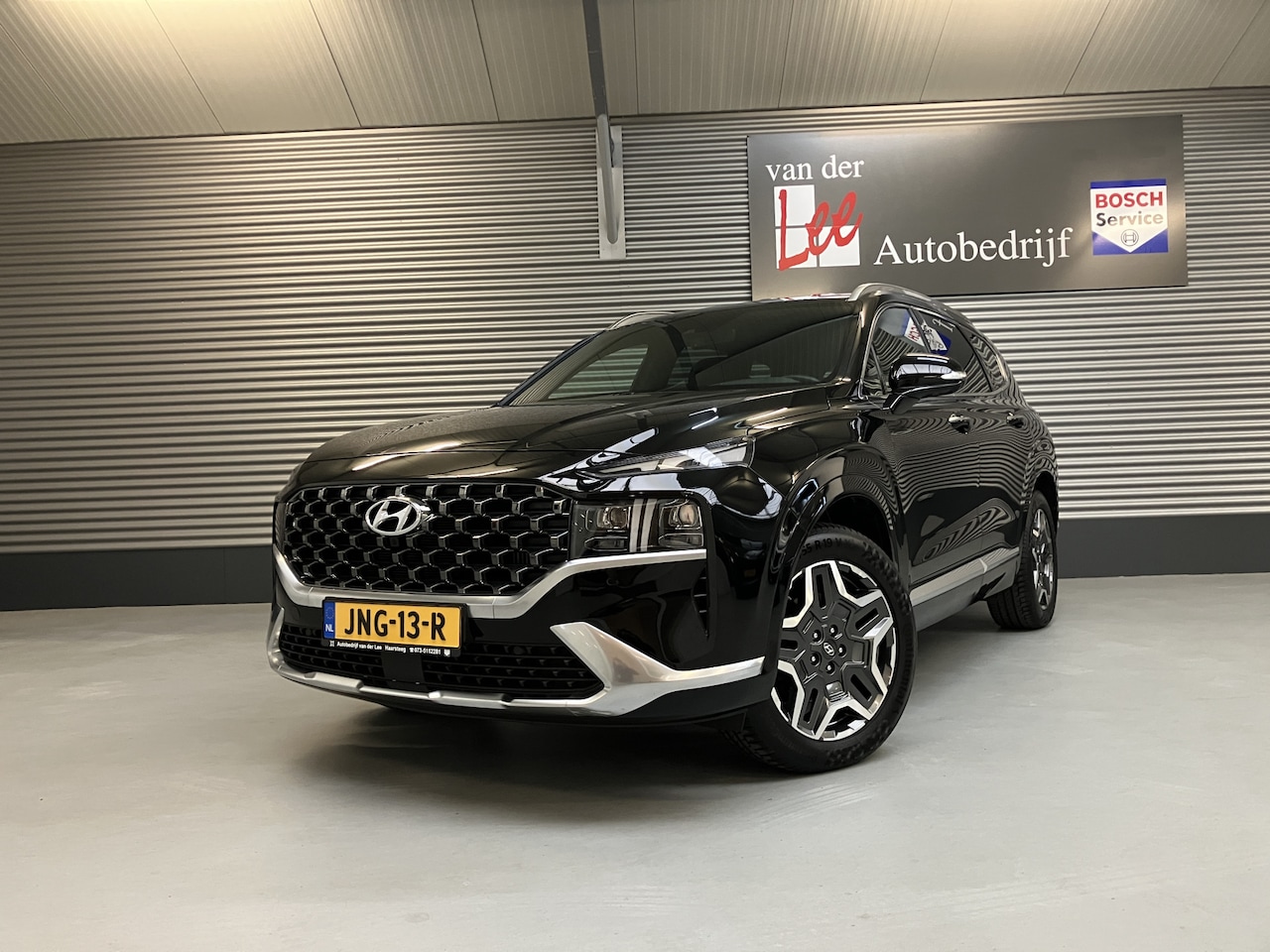 Hyundai Santa Fe - 1.6 T-GDI PHEV PREMIUM/7 PERS/LEER/360 CAM/HEAD-UP/ENZ - AutoWereld.nl