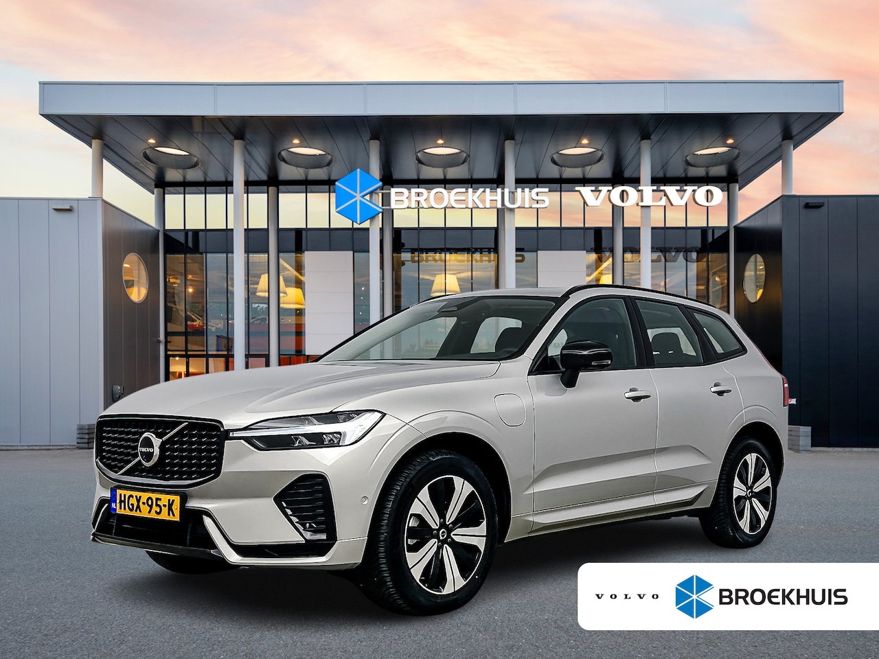 Volvo XC60 - T6 Recharge Plus Dark | 19" Allseason | 360 Camera | Trekhaak | Panoramadak | Elektr. vers - AutoWereld.nl