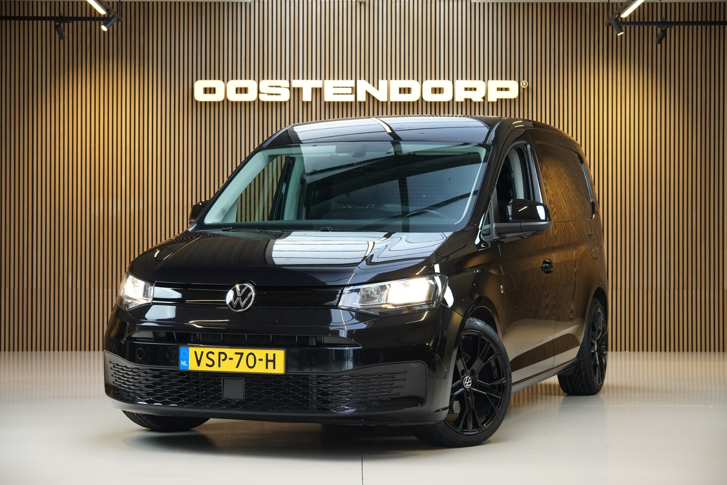 Volkswagen Caddy Cargo - 2.0TDI/120pk DSG Blackstyle|2022|TrekhaakNaviAirco|Cruise|Carplay/AndroidAuto| - AutoWereld.nl