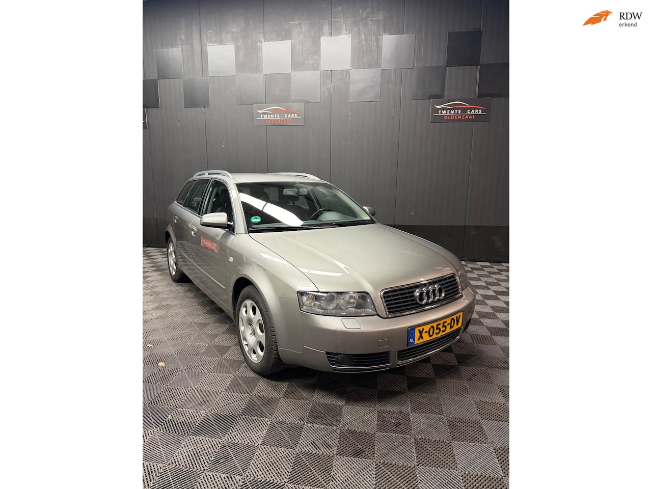 Audi A4 Avant - 2.0 Pro Line | Leder | Xenon | Clima | Nieuwe APK | - AutoWereld.nl