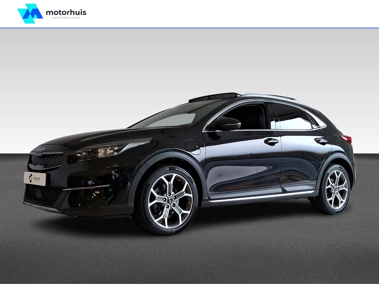 Kia XCeed - 1.6 GDi PHEV 142pk DynamicPlusLine AUTOMAAT LED PANO WINTERPACK - AutoWereld.nl