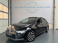 Volkswagen Golf - 2.0 TDI Style Automaat 1Jaar Bovag Garantie