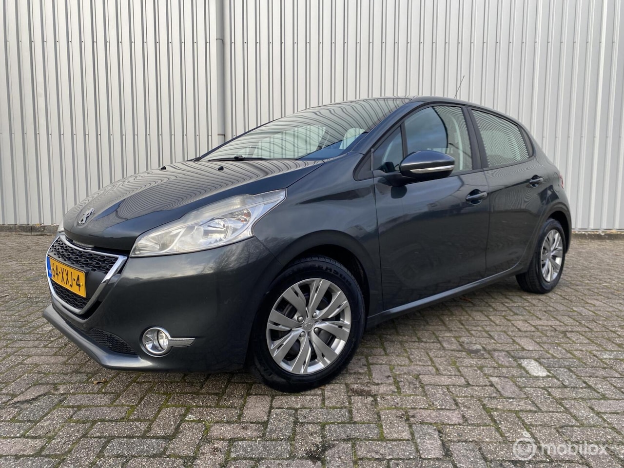 Peugeot 208 - 1.2 VTi Blue Lease Airco|Cruise Control - AutoWereld.nl