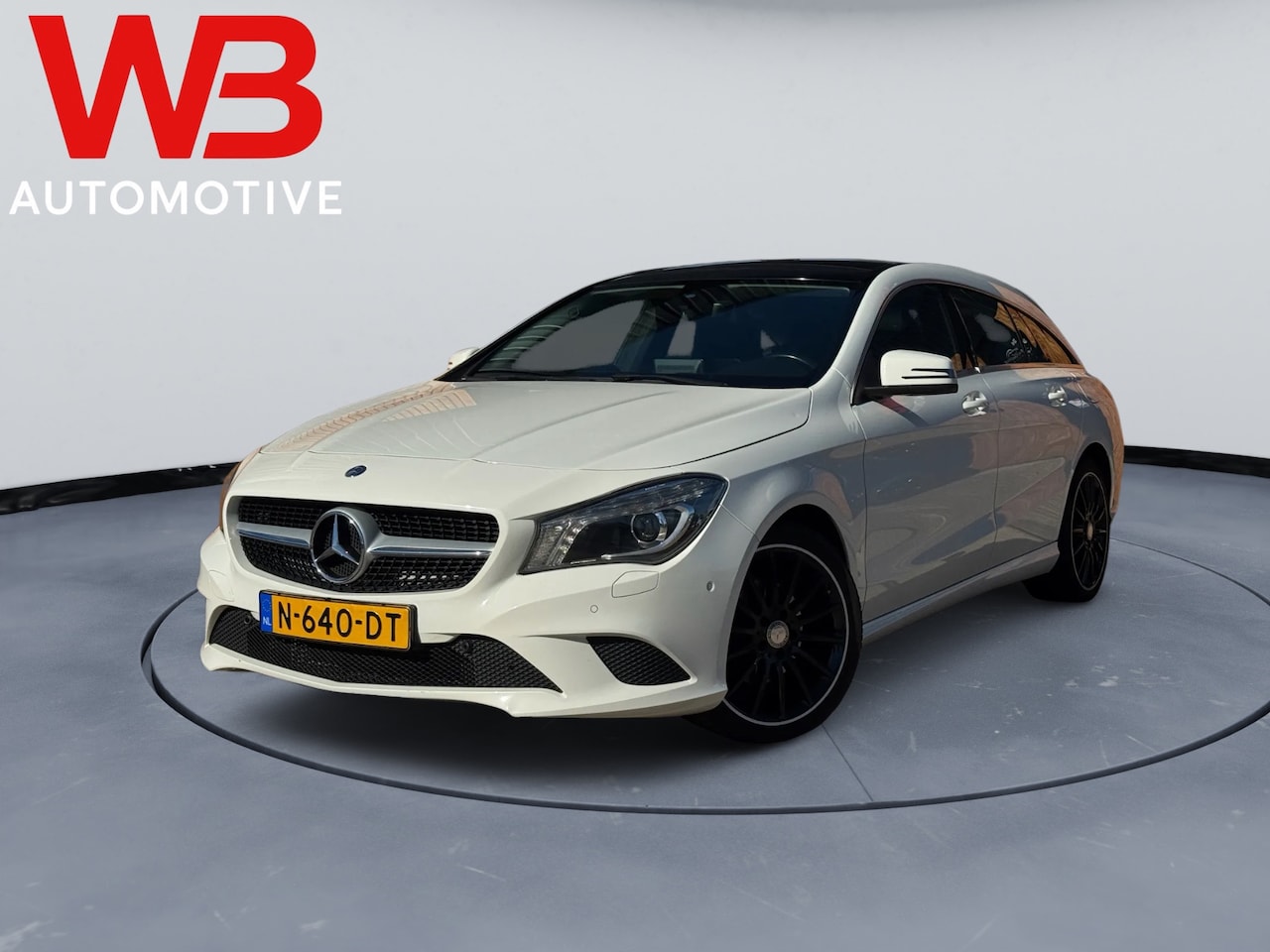 Mercedes-Benz CLA-klasse Shooting Brake - 180 Prestige Pano Cruise Clima Stoelverwarming - AutoWereld.nl
