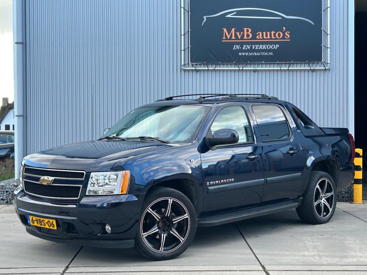 Chevrolet Avalanche - USA 5.3 V8 4WD, Clima, Cruise, Navi, Camera, 4-11-2026 APK, Youngtimer - AutoWereld.nl