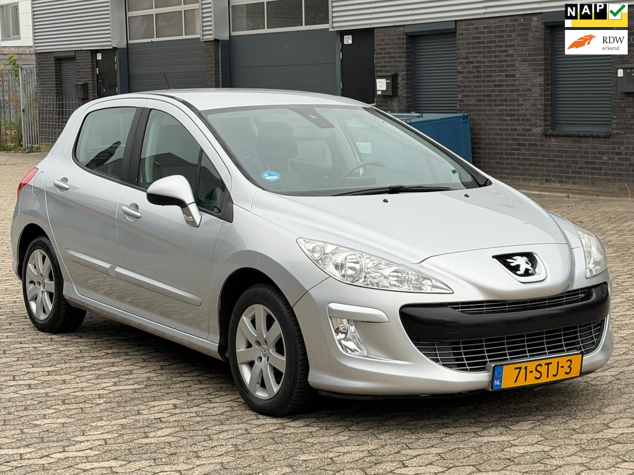 Peugeot 308 - 1.6 VTi XS NAVI CLIMA AUTOMAAT TREKHAAK PDC APK - AutoWereld.nl