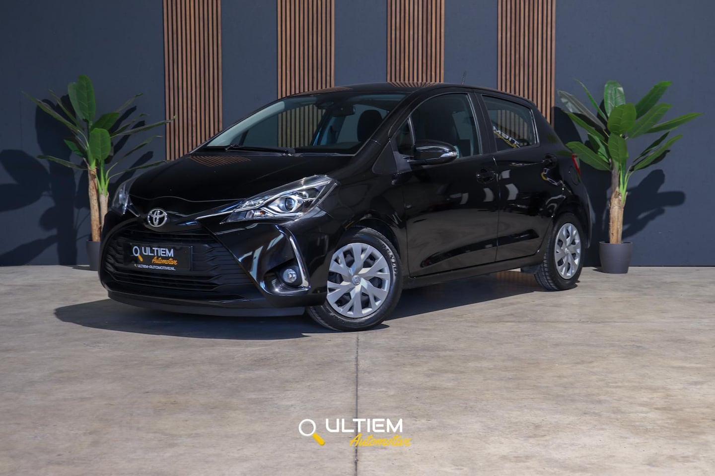 Toyota Yaris - 1.0 VVT-i Aspiration | CAMERA*BLUETOOTH*AIRCO - AutoWereld.nl