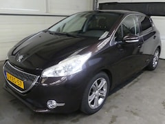 Peugeot 208 - 1.6 VTi Allure - Navigatie - Mooie auto - Cruise Control
