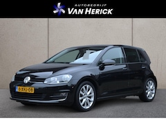 Volkswagen Golf - 1.2 TSI Business Edition | Stoelverwarming | Trekhaak | Camera