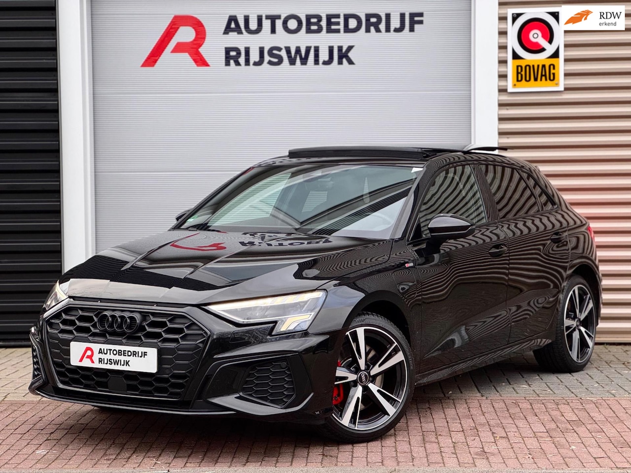 Audi A3 Sportback - 45 TFSI e S edition Competition RS zetels/B&O/Pano - AutoWereld.nl