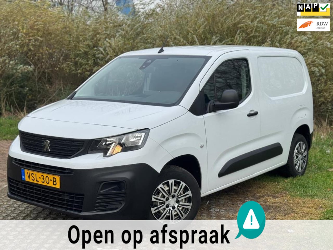 Peugeot Partner - 1.5 BlueHDi 100 S&S L1 AIRCO / PDC / NAVI - AutoWereld.nl
