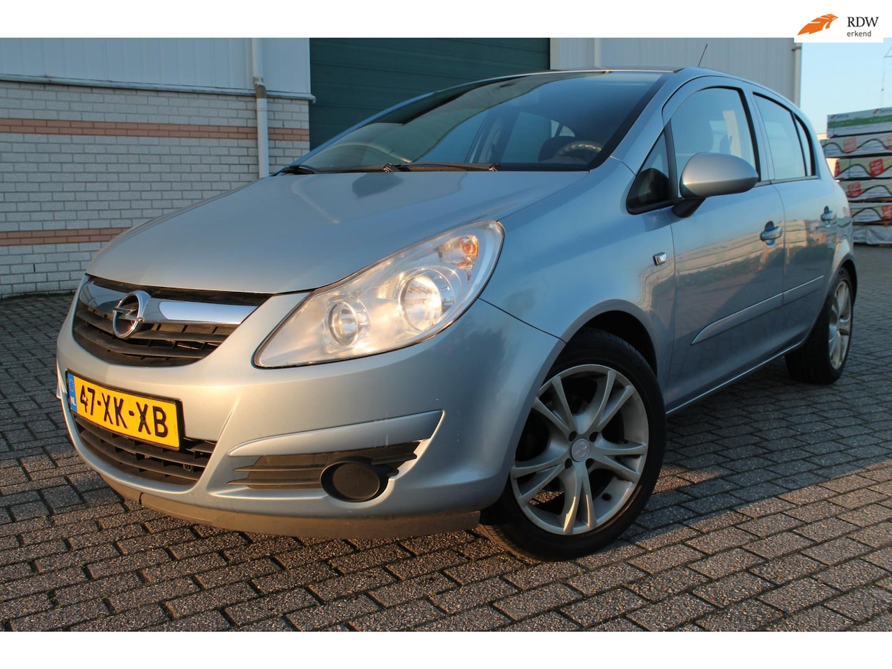 Opel Corsa - - trekhaak - l.m.velgen - 1400 motor - airco - electrische ramen - AutoWereld.nl