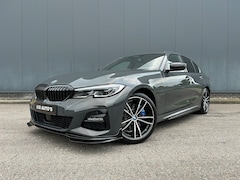 BMW 3-serie - 330e High Executive 330e M-sport Head-Up Schuifdak Laser Keyless