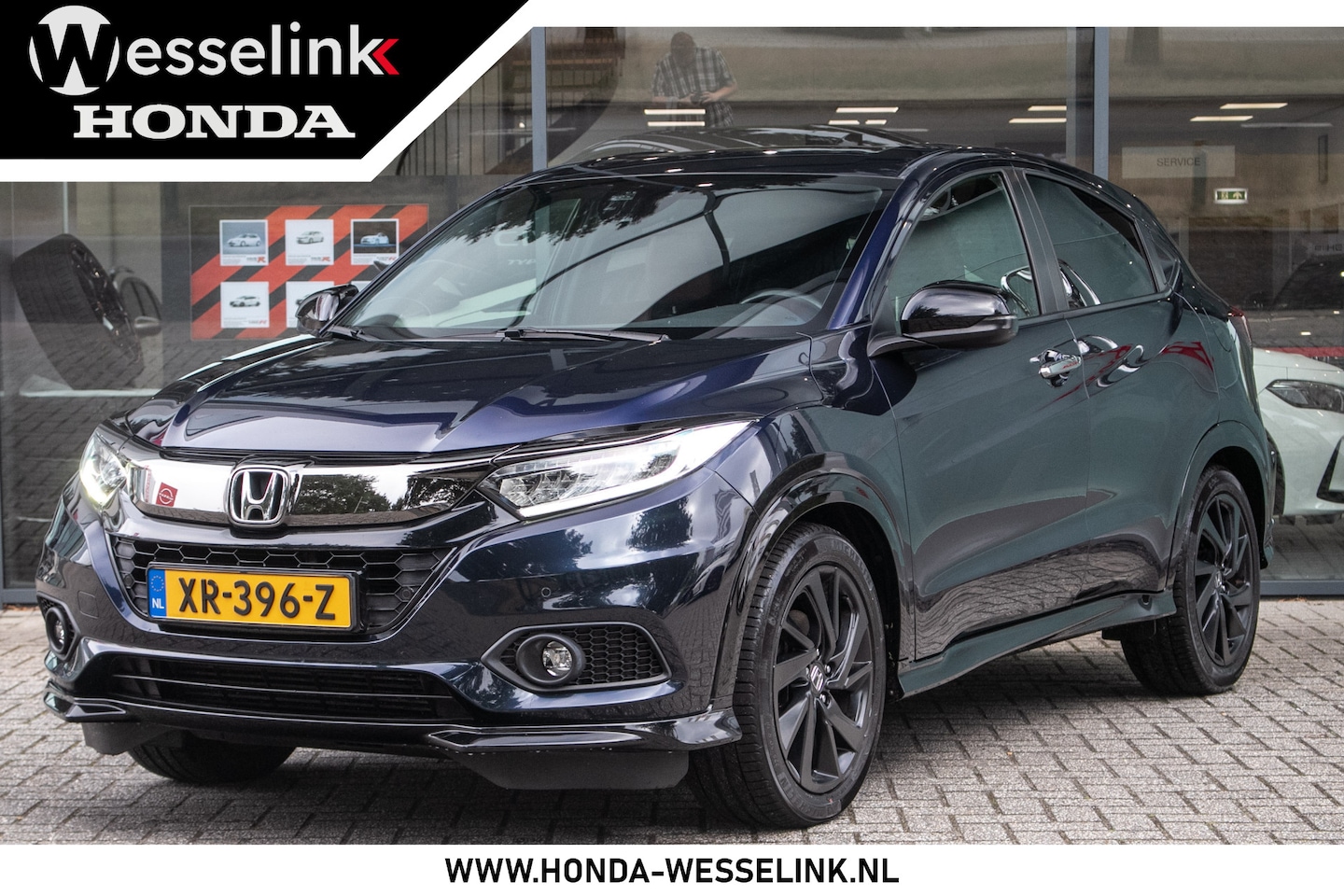 Honda HR-V - 1.5 i-VTEC Turbo Sport -Navi | Camera | Dealer ond. | 1400 kg trekgew. - AutoWereld.nl