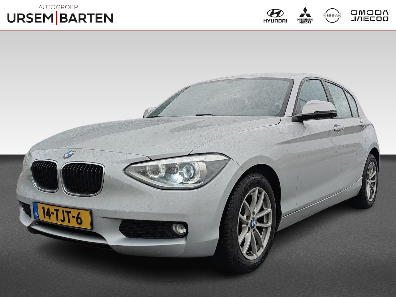 BMW 1-serie - 116i Business+ | Navigatie | Parkeerhulp - AutoWereld.nl
