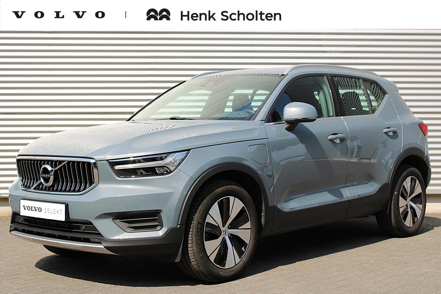 Volvo XC40 - T4 Automaat Recharge Inscription Expression | Stoelverwarming | Parkeerverwarming Met Time - AutoWereld.nl