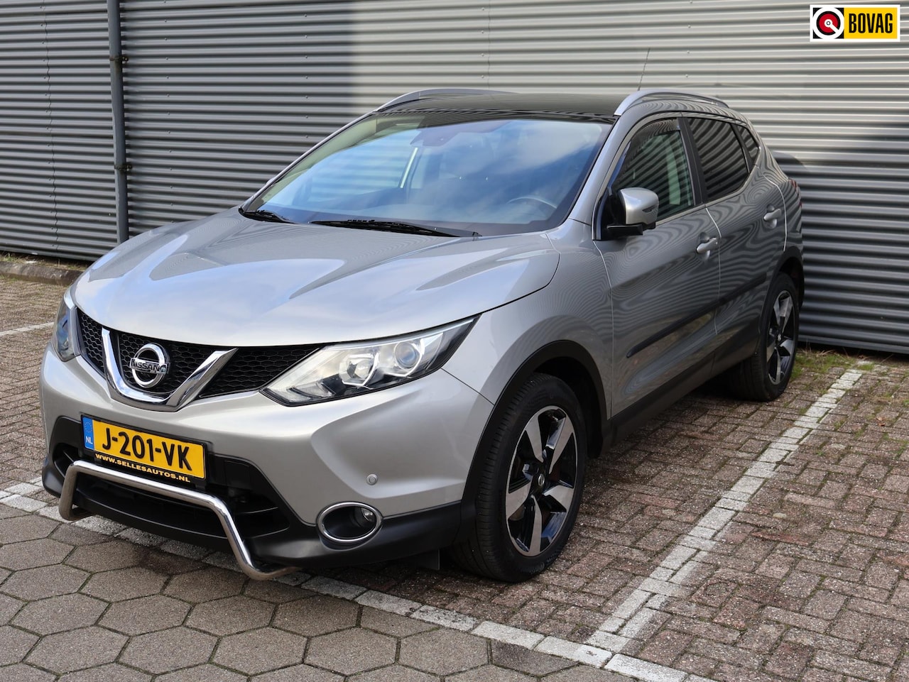 Nissan Qashqai - 1.2 Tekna 360 camera Pano Keyless APK Trekhaak Navi Cruise PDC - AutoWereld.nl